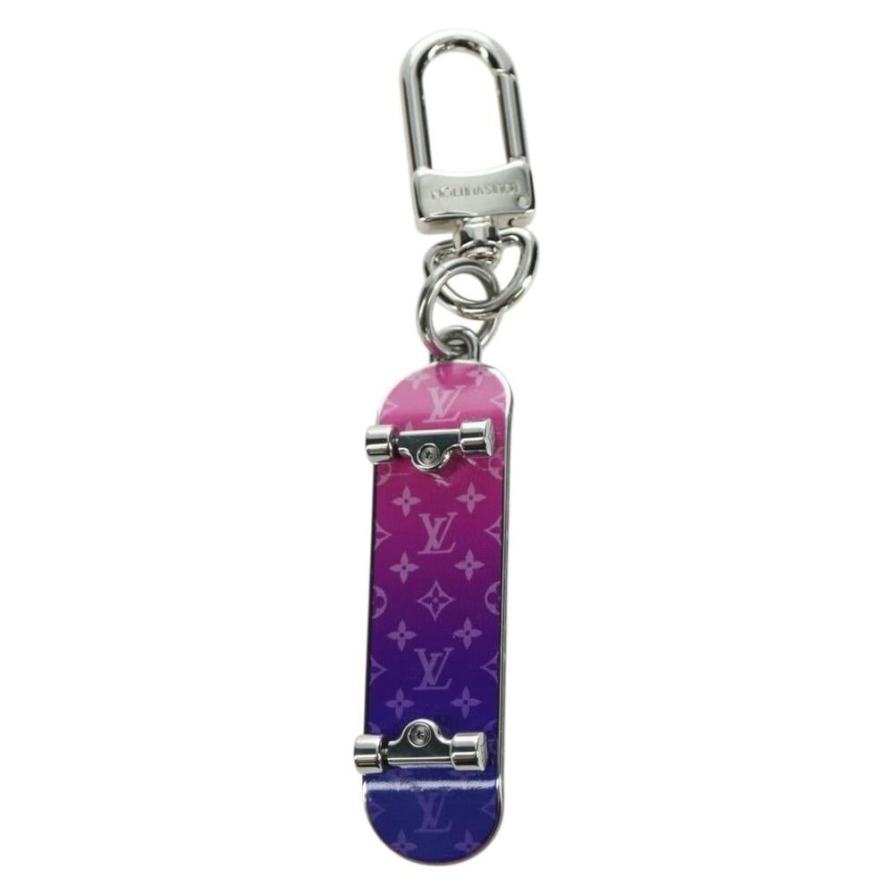 Louis Vuitton Bijoux Sac Skate Board Charm Metal Silver Tone Mp3269